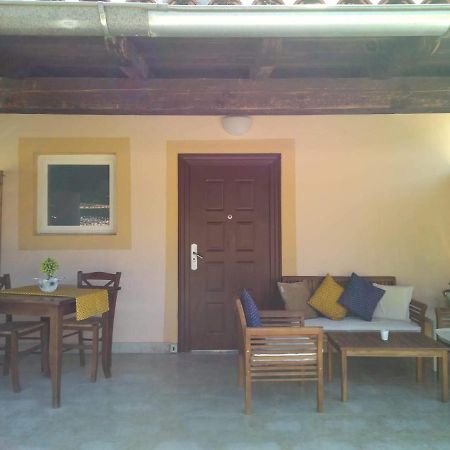 Il Giardino Degli Ulivi Hotel Ровин Екстериор снимка